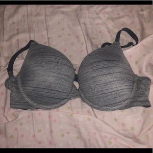 push-up bra 34B victoria’s secret lingerie